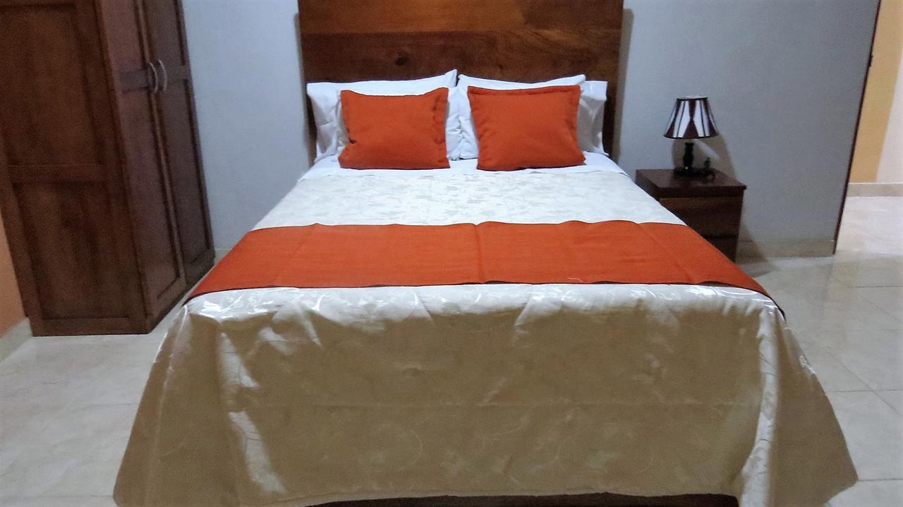 Victtorios Hotel Satipo Екстер'єр фото