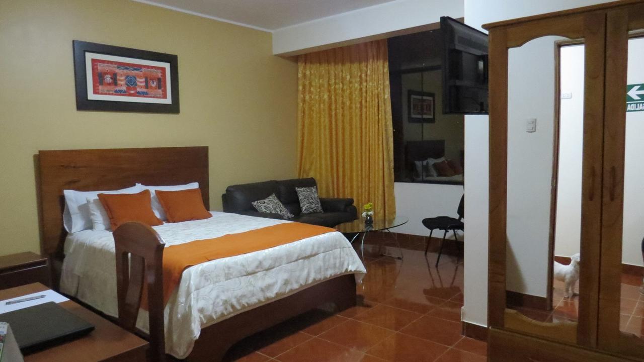Victtorios Hotel Satipo Екстер'єр фото