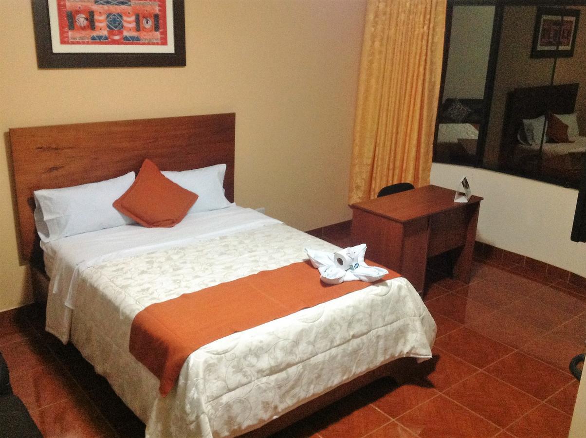 Victtorios Hotel Satipo Екстер'єр фото