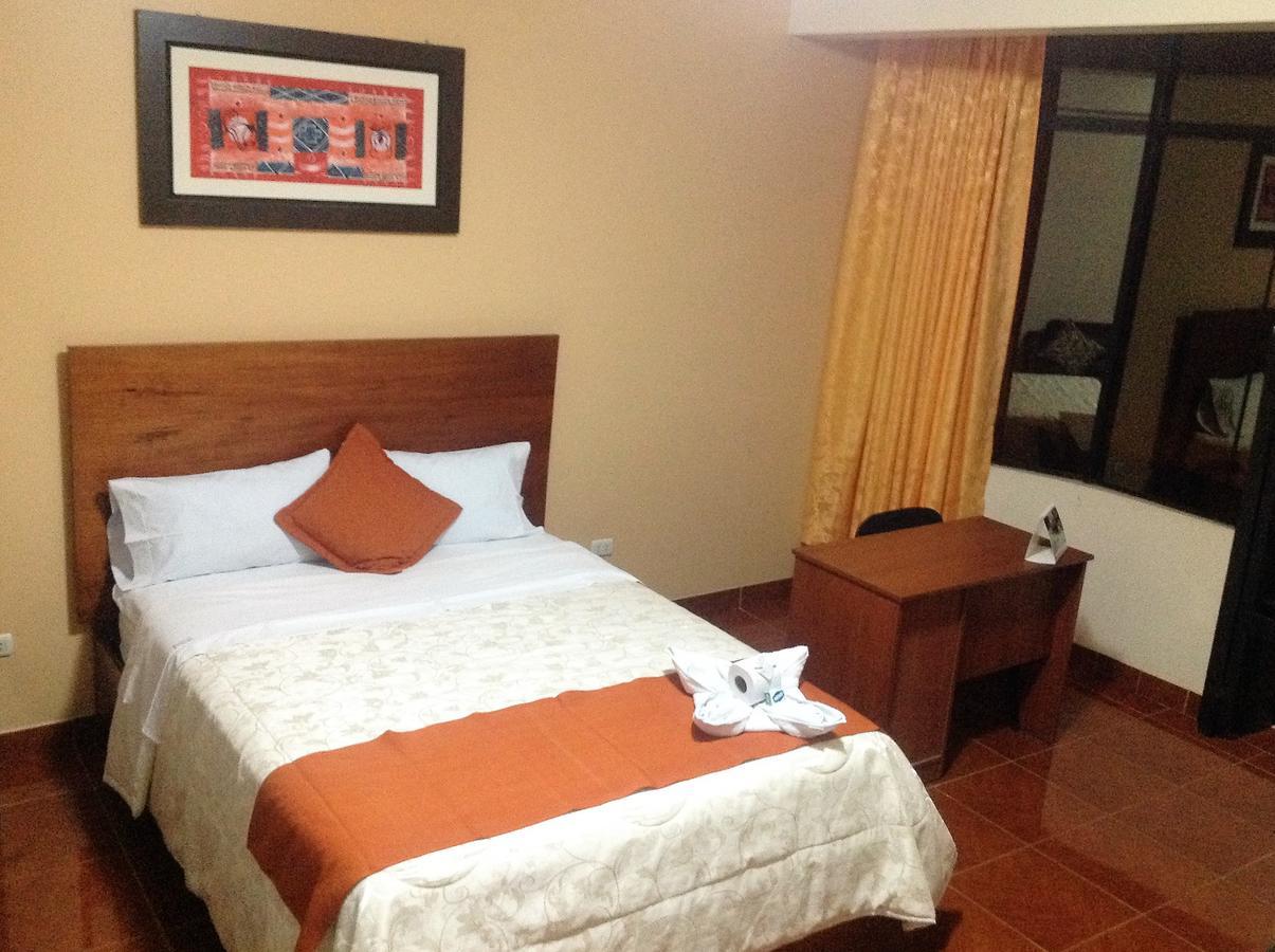 Victtorios Hotel Satipo Екстер'єр фото