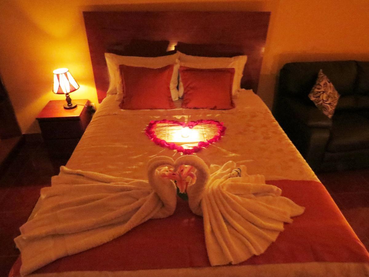 Victtorios Hotel Satipo Екстер'єр фото