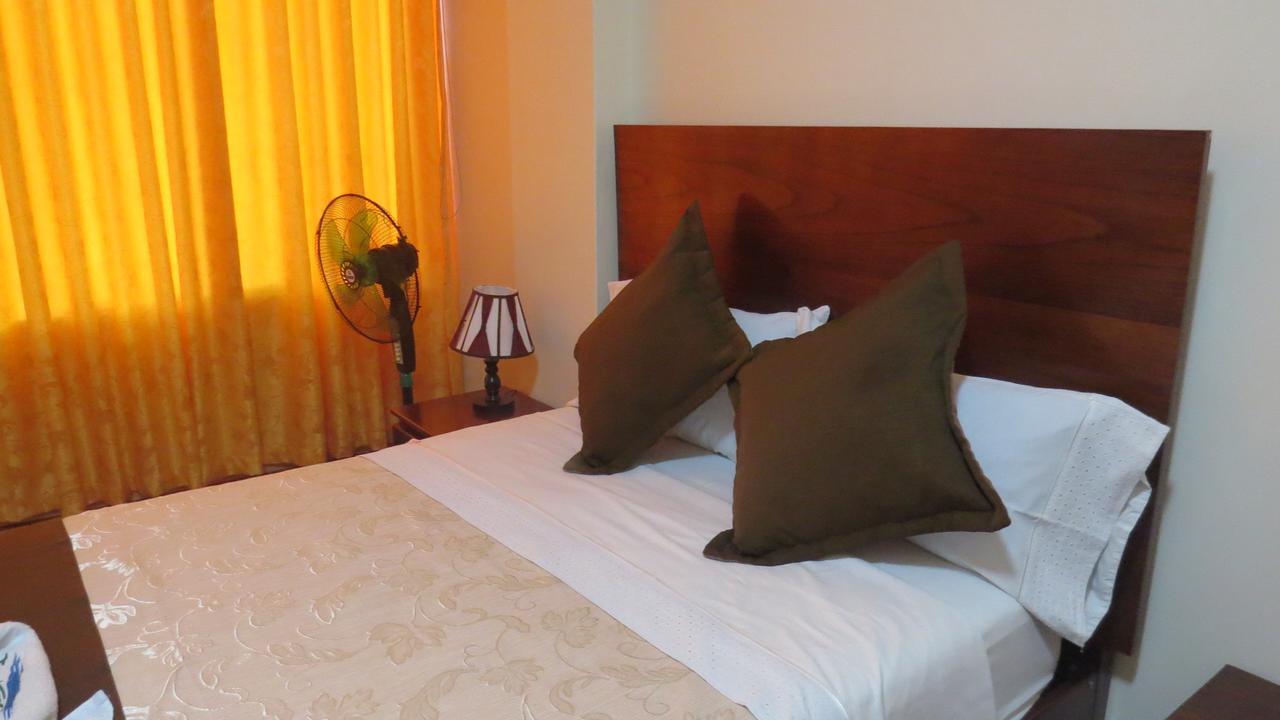 Victtorios Hotel Satipo Екстер'єр фото