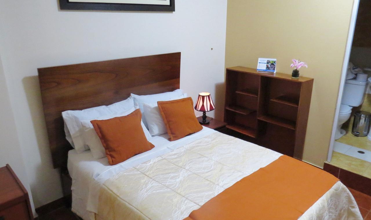 Victtorios Hotel Satipo Екстер'єр фото