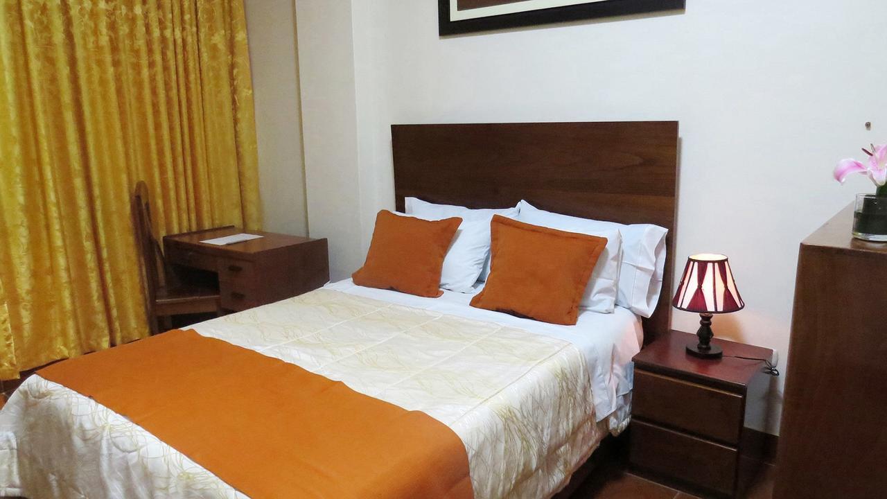 Victtorios Hotel Satipo Екстер'єр фото