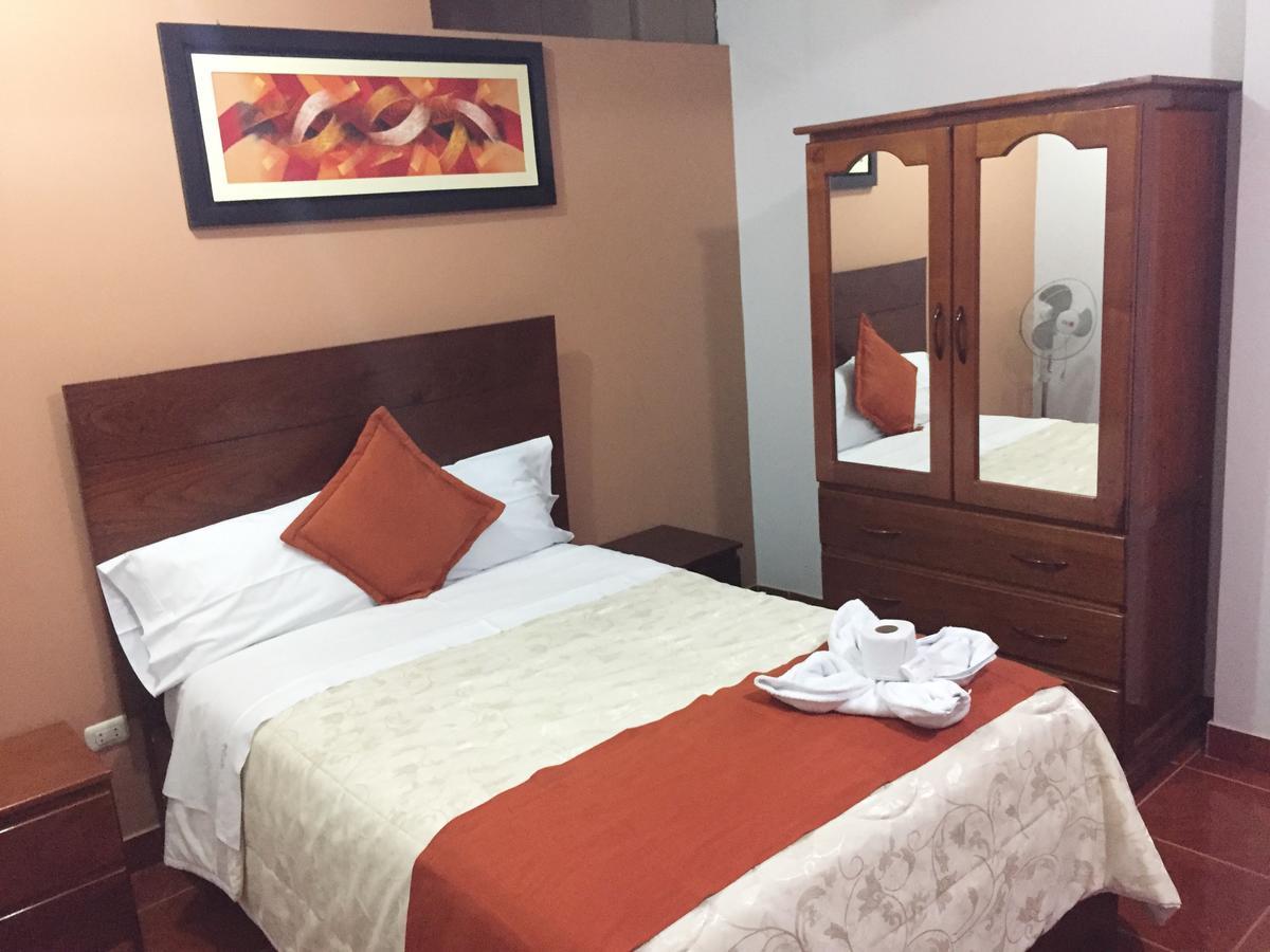 Victtorios Hotel Satipo Екстер'єр фото